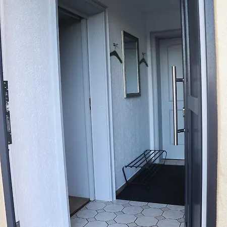 Deine-eifel-ferienwohnung *