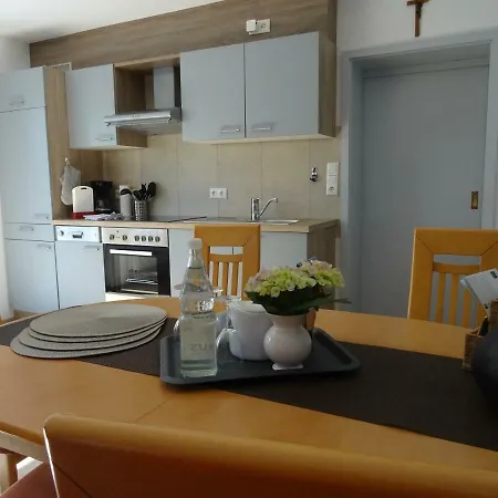 Deine-eifel-ferienwohnung * Feusdorf